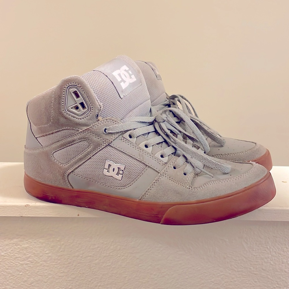 DC Skateboarding Shoes Size 13